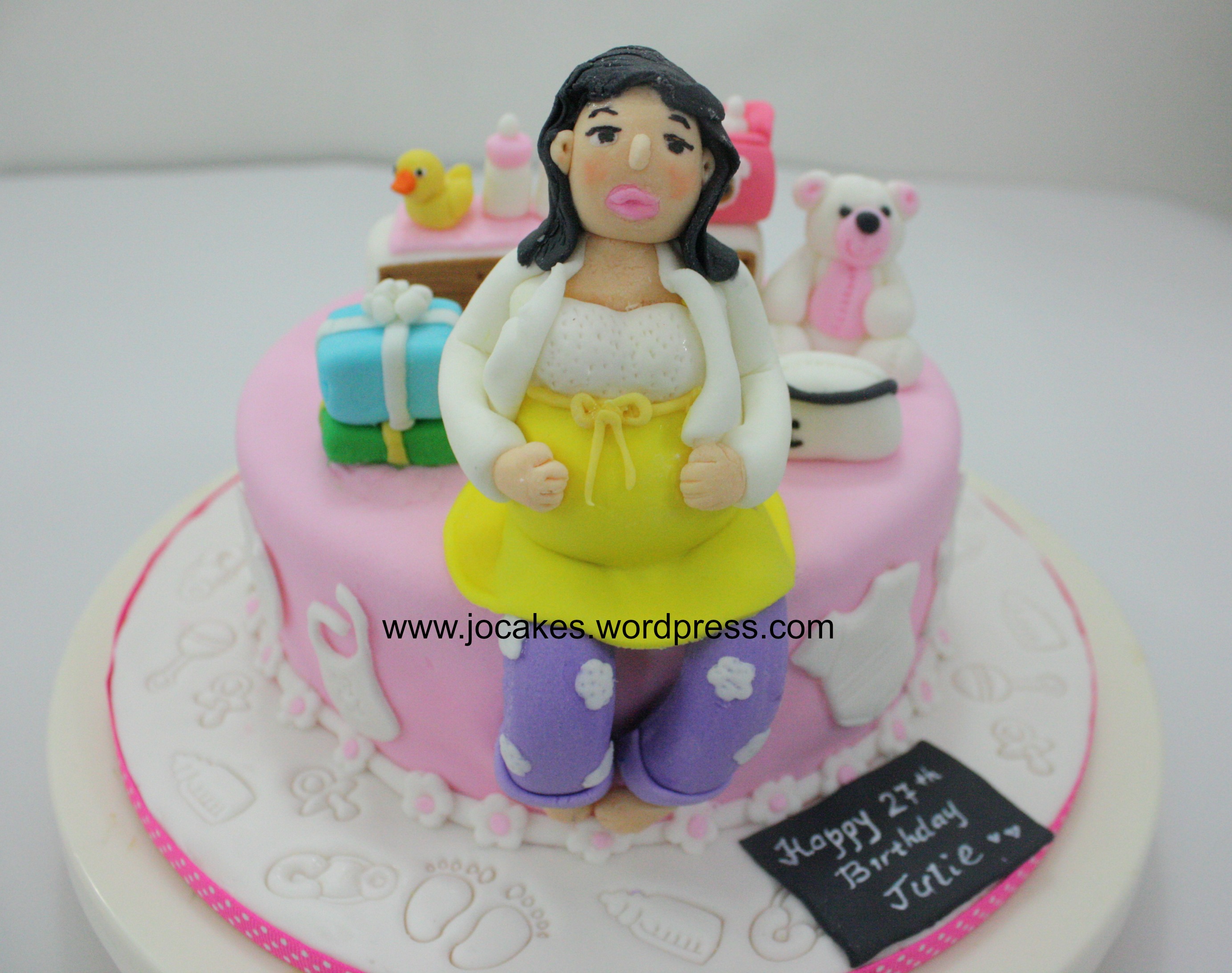 Baby Shower Pregnant Woman Soon to Be Mom Flowers Heart Edible Cake To – A  Birthday Place